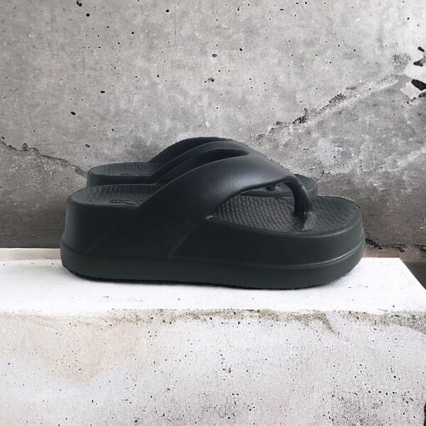 Chinelo em Plataforma Slide Eva Preto Fem. Ref.350