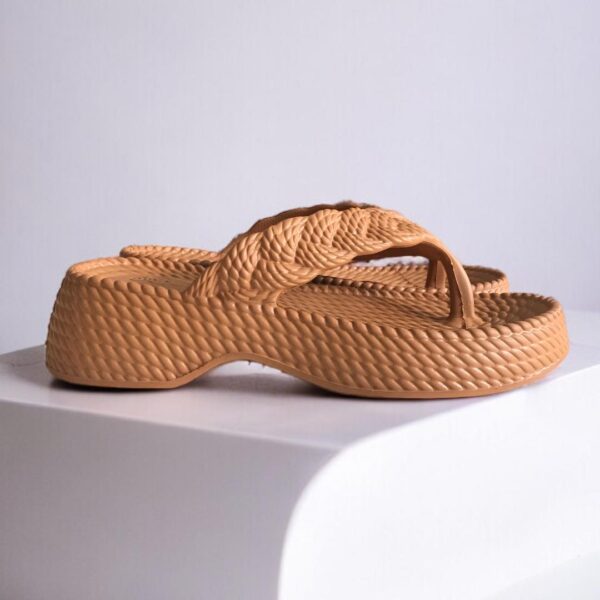 Chinelo em Plataforma Slide Eva Caramelo Fem. Ref.360
