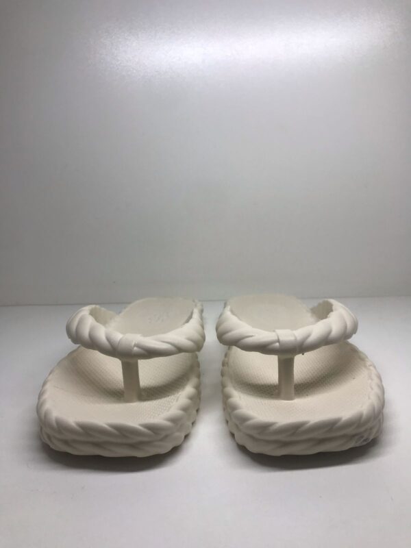 Chinelo em Eva 2 Tiras Off White Ref.400 - Image 3