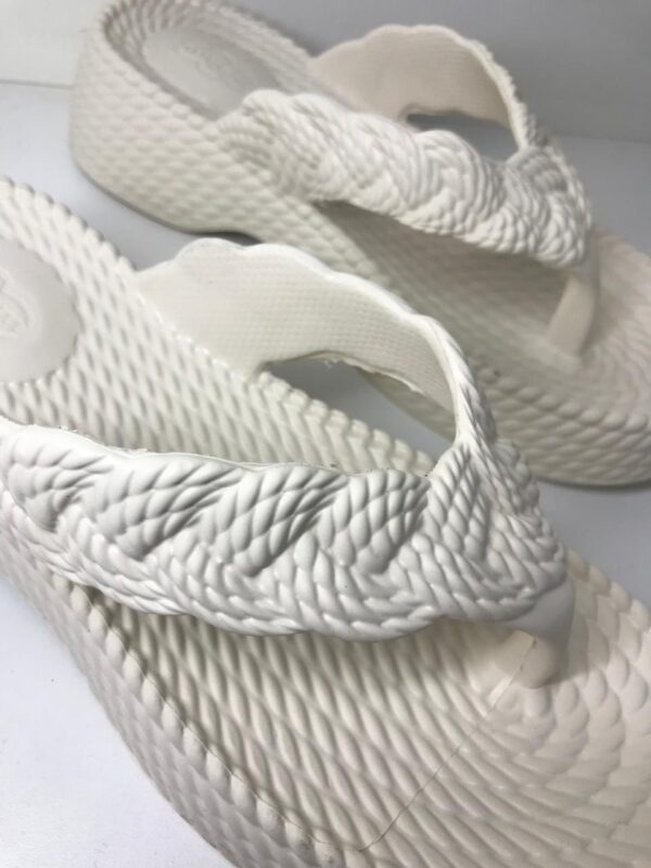 Chinelo em Plataforma Slide Eva Off White Fem. Ref.360